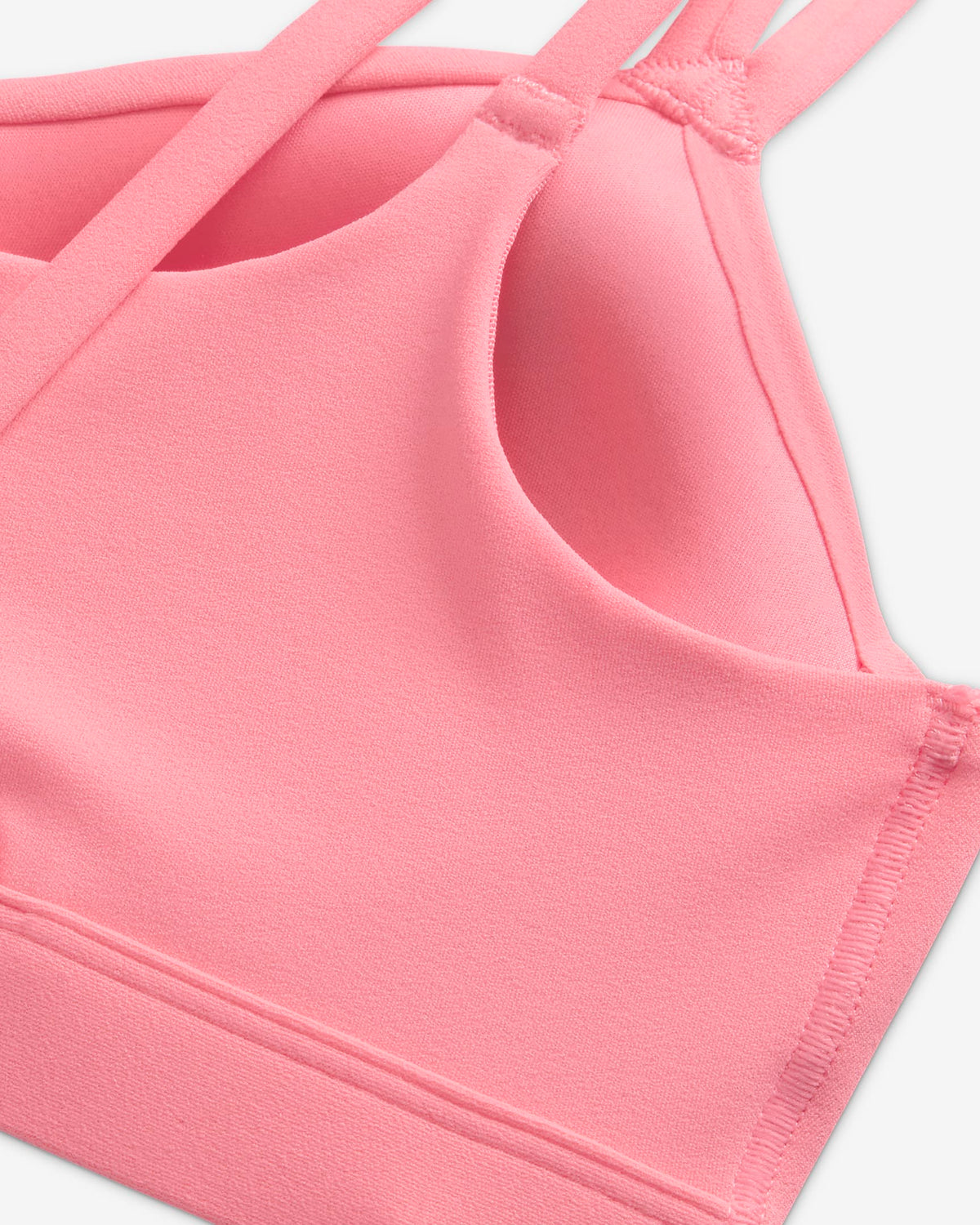 Nike Alate Trace | Coral Chalk