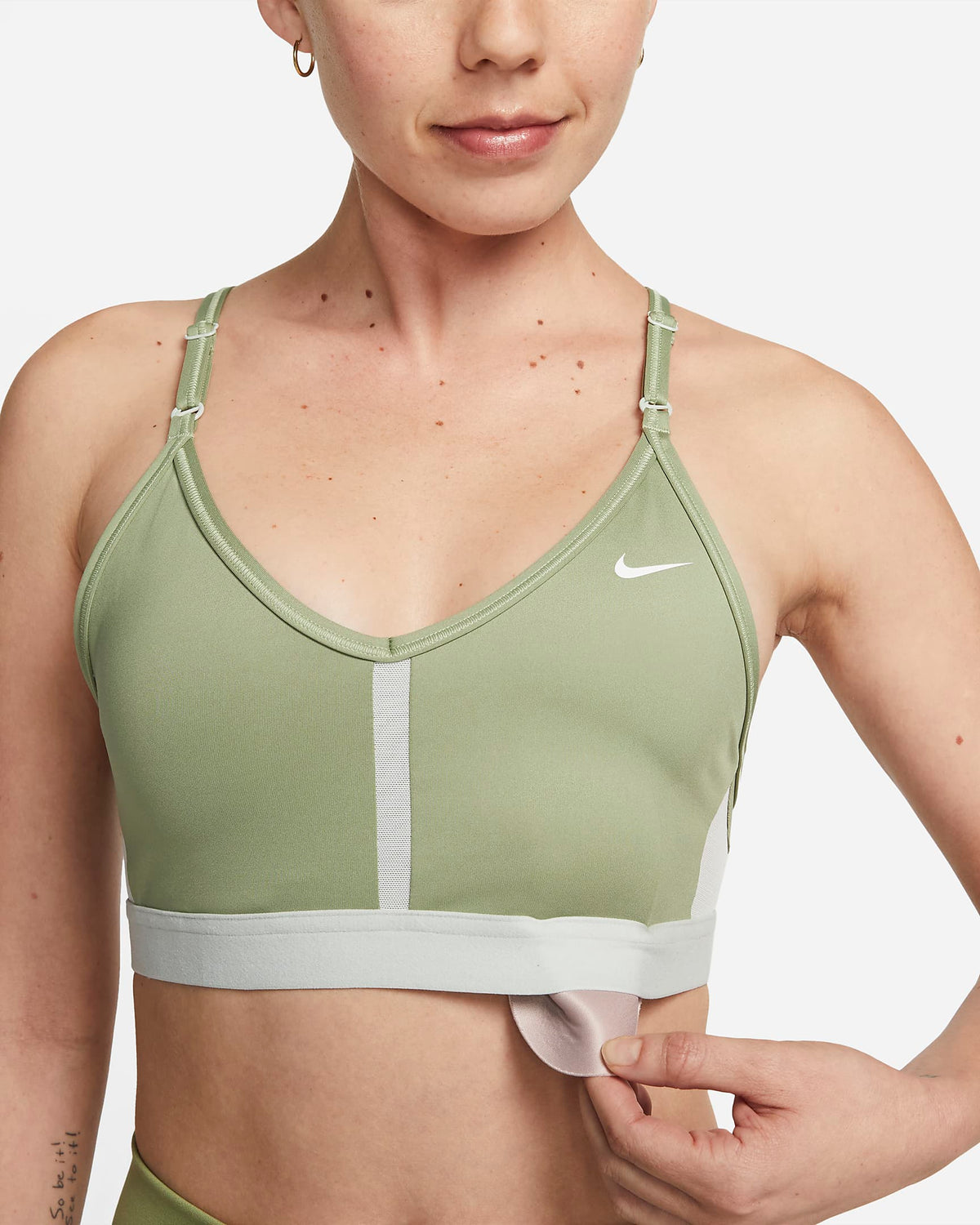Nike Indy | Oil Green