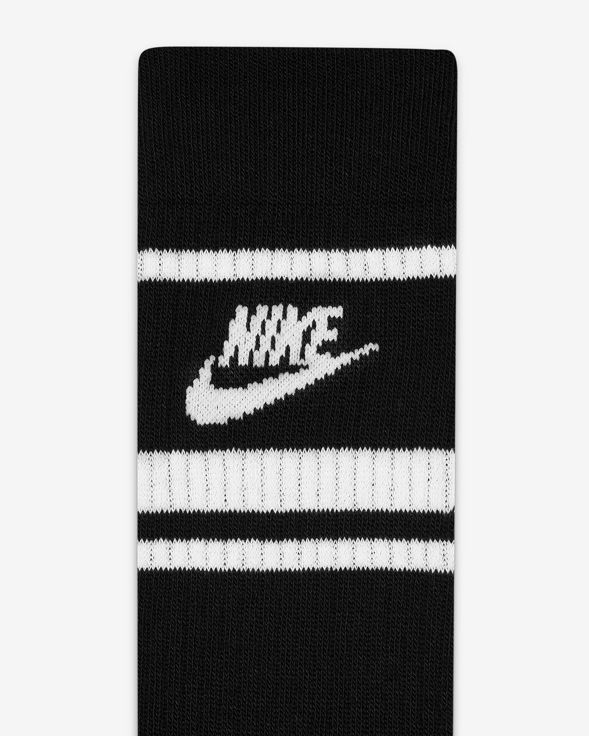 Nike Sportswear Everyday Essential | Black&White