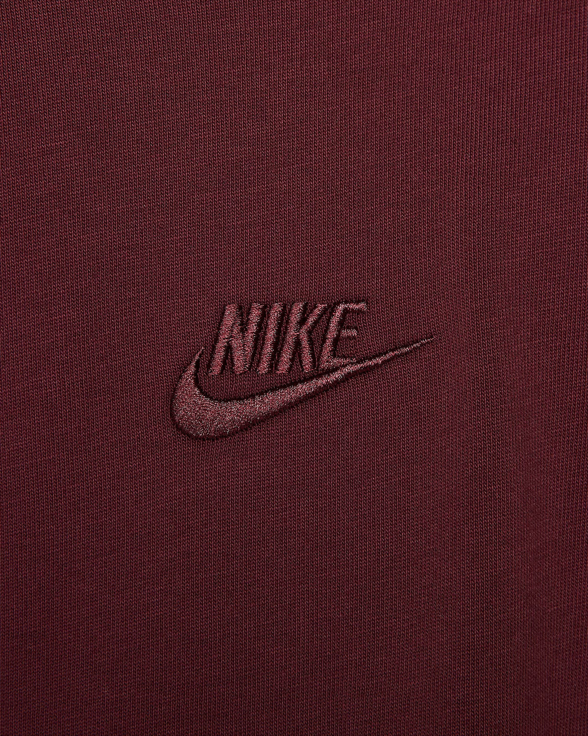 Nike Sportswear Premium Essentials Tank Top | Night Maroon