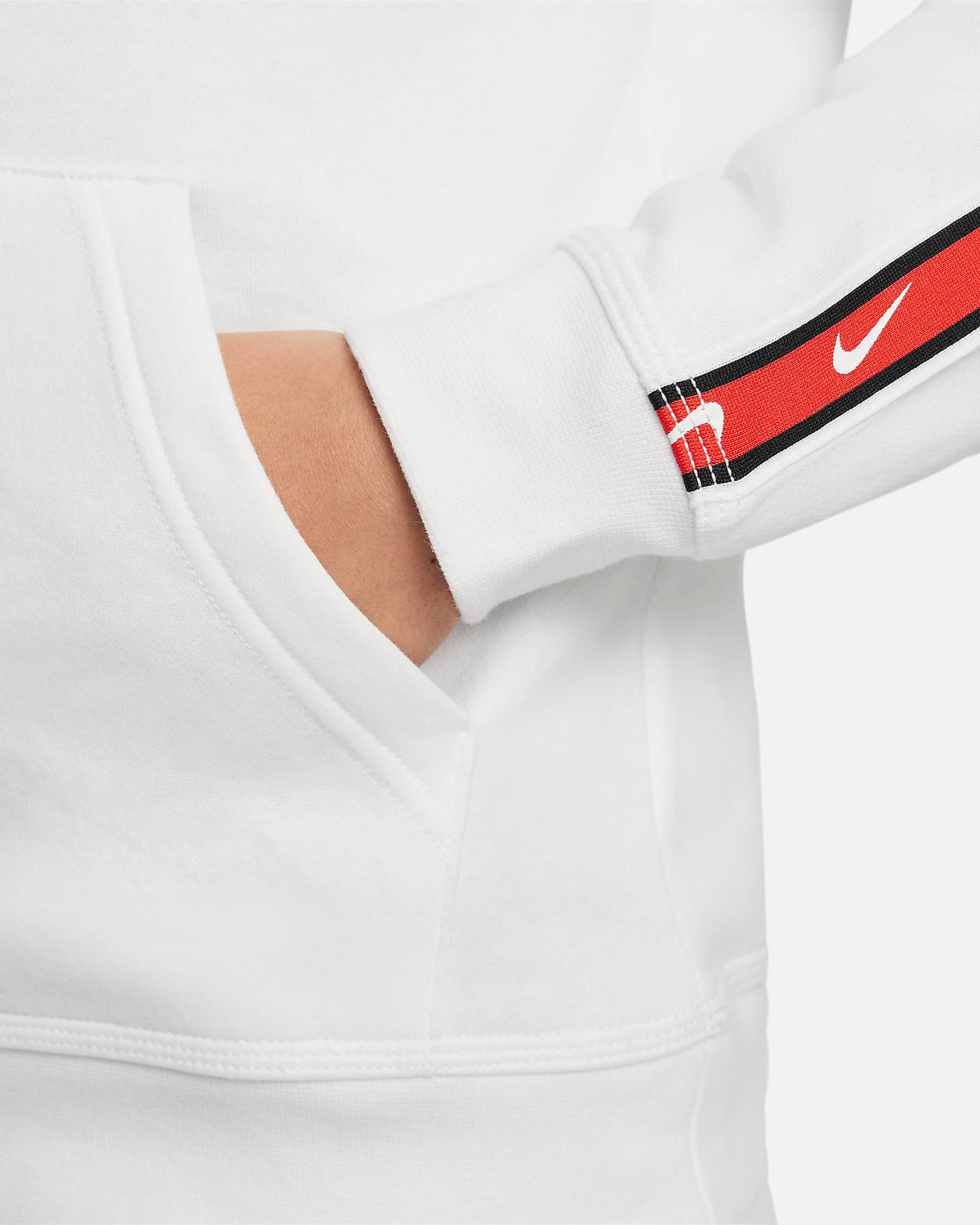 Nike Sportswear Repeat Older Boys' Fleece Pullover Hoodie | Light Crimson